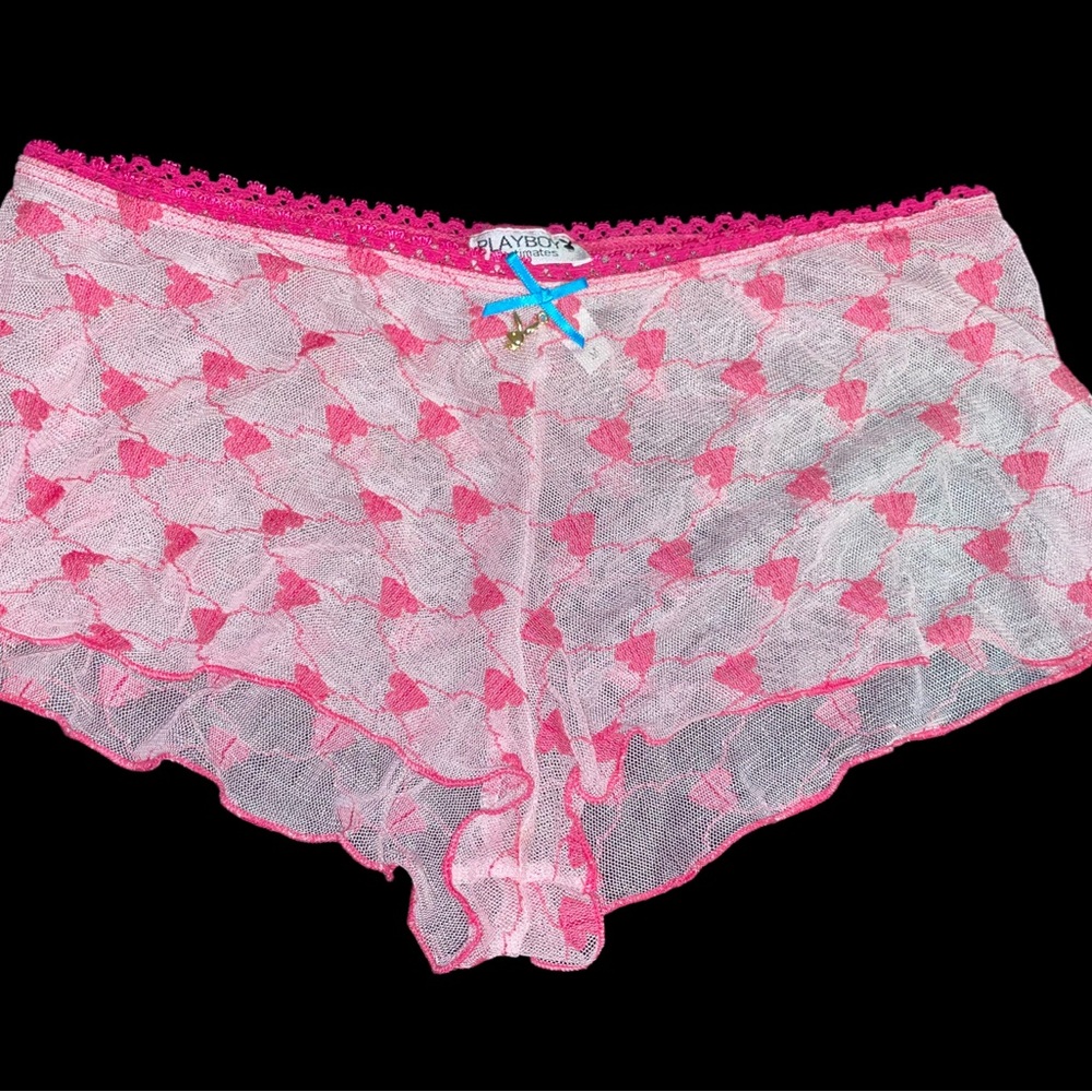 RARE Early 2000s Y2K PLAYBOY SleepSet - 💗Print
Iconic Bombshell vibes - Picture 2 of 10